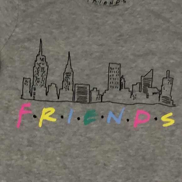 NWOT Girl’s FRIENDS Tv Series heather gray too/T-Shirt Sz XL - Picture 2 of 3
